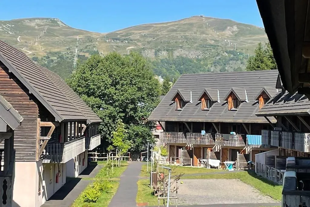 T3 Duplex Super Besse, Parking, Piscine, Wifi Apartment France