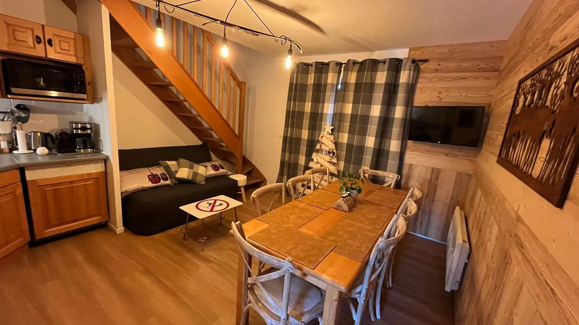 T3 Duplex Super Besse, Parking, Piscine, Wifi Apartment France